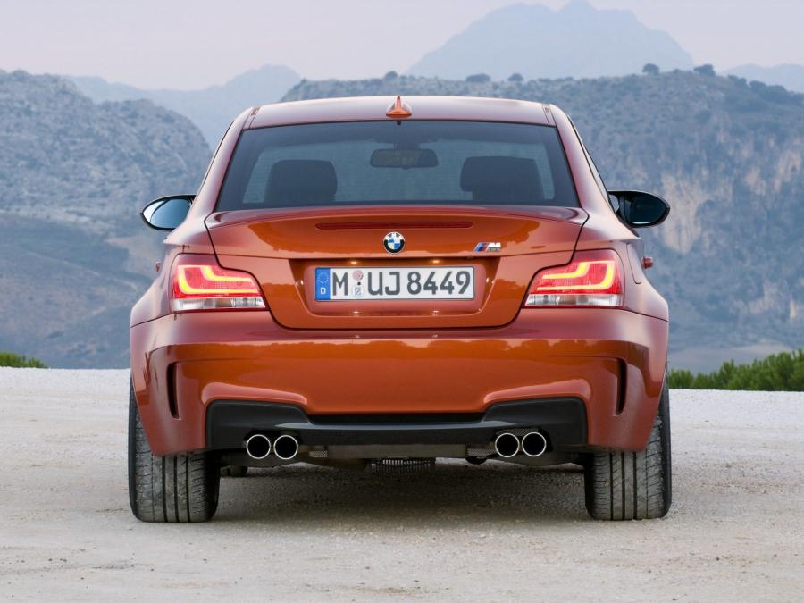  BMW 1-Series M Coupe 2012 года  (фото 4 из 39)